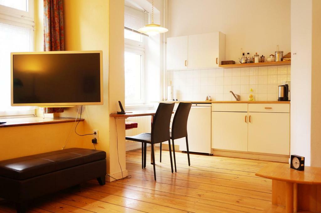 Eigenart Appartement Berlim Exterior foto